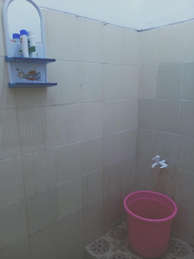 Kost Backpacker Hotel Sidoarjo Exterior photo