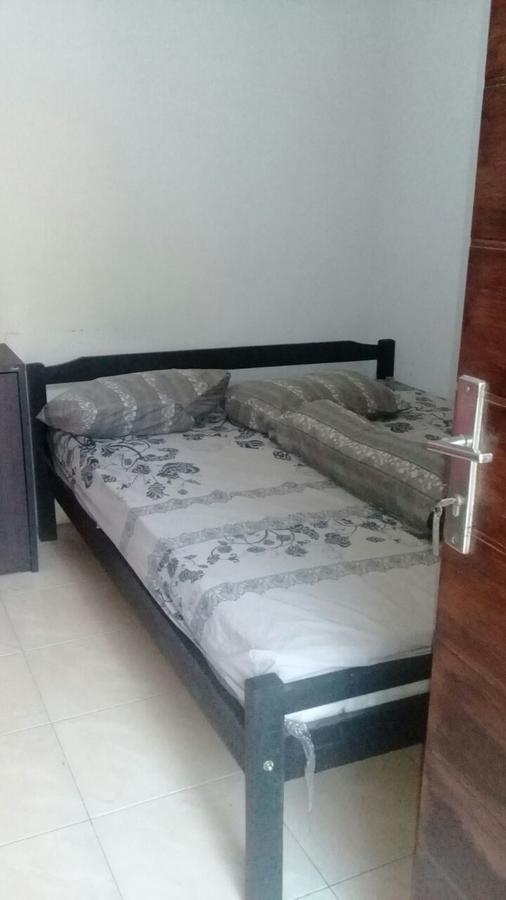 Kost Backpacker Hotel Sidoarjo Exterior photo